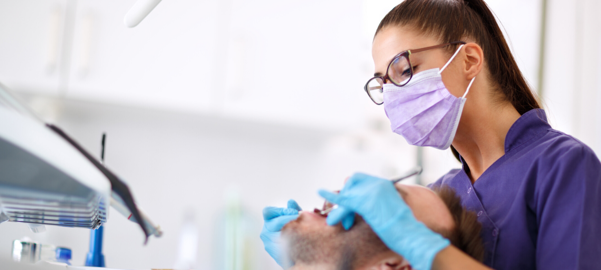 Dişlerin endodontik tedavisi lokal anestezi altında yapılır.